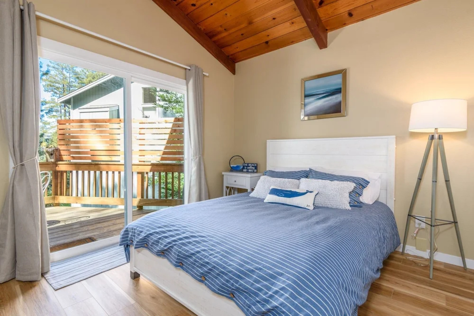 Searenity by the Sea