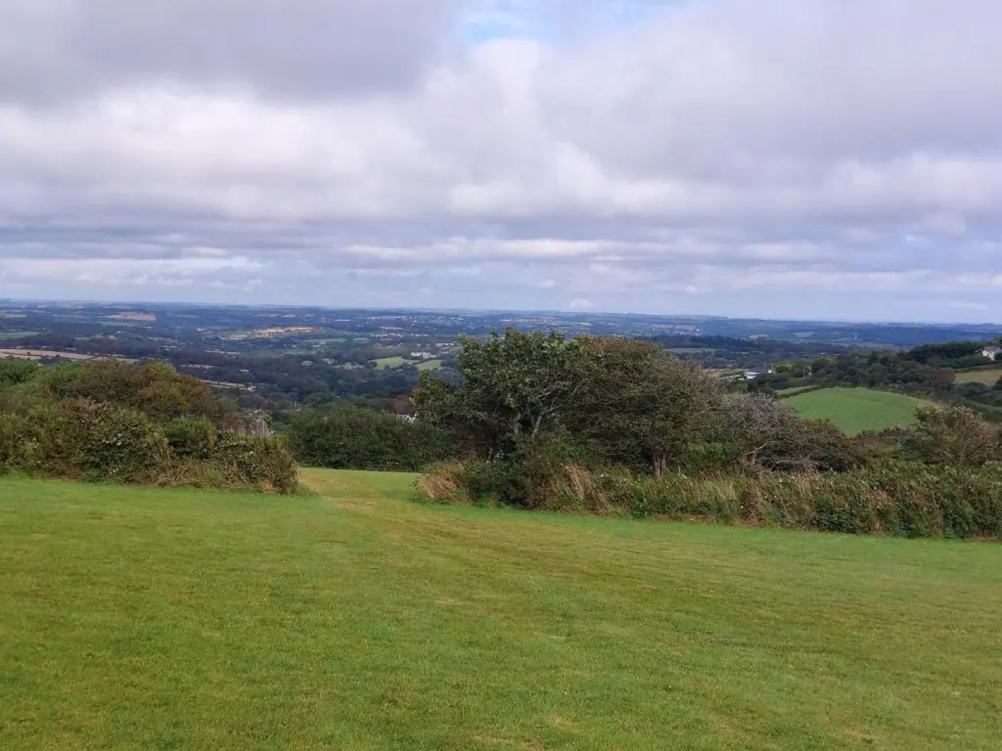 Wesley House Holidays - Choice of 2 Quirky Cottages in 4 private acres