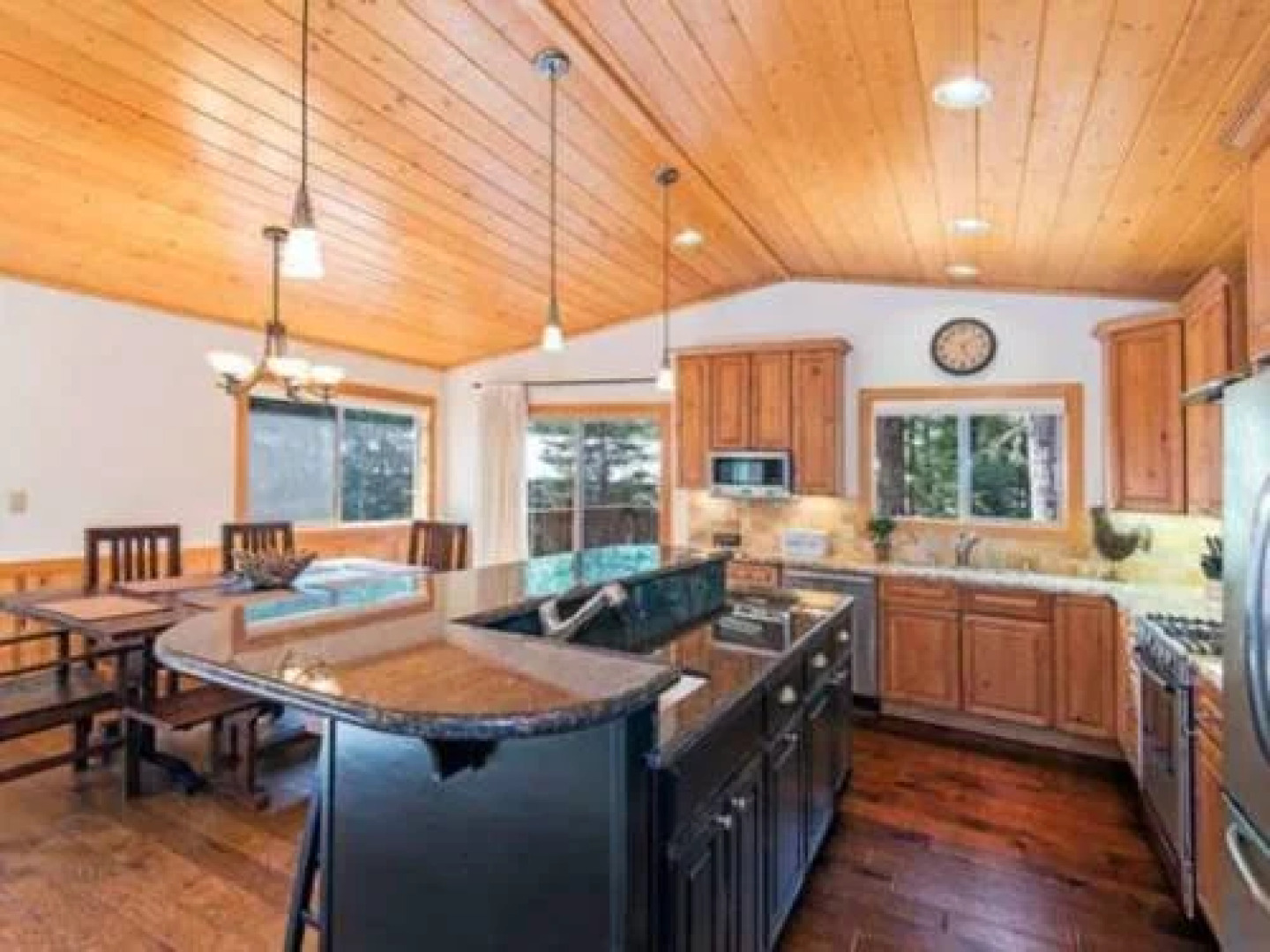 Cottonwood Place Vacation Home by RedAwning