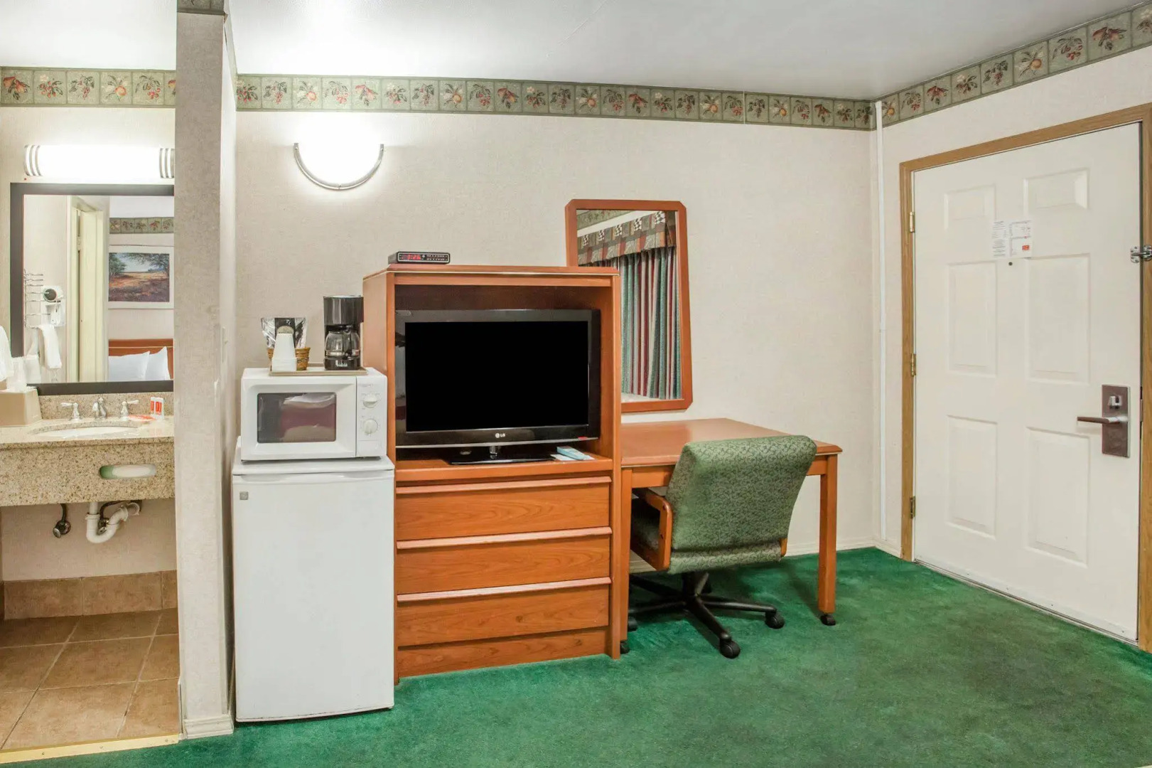 Econo Lodge Vancouver