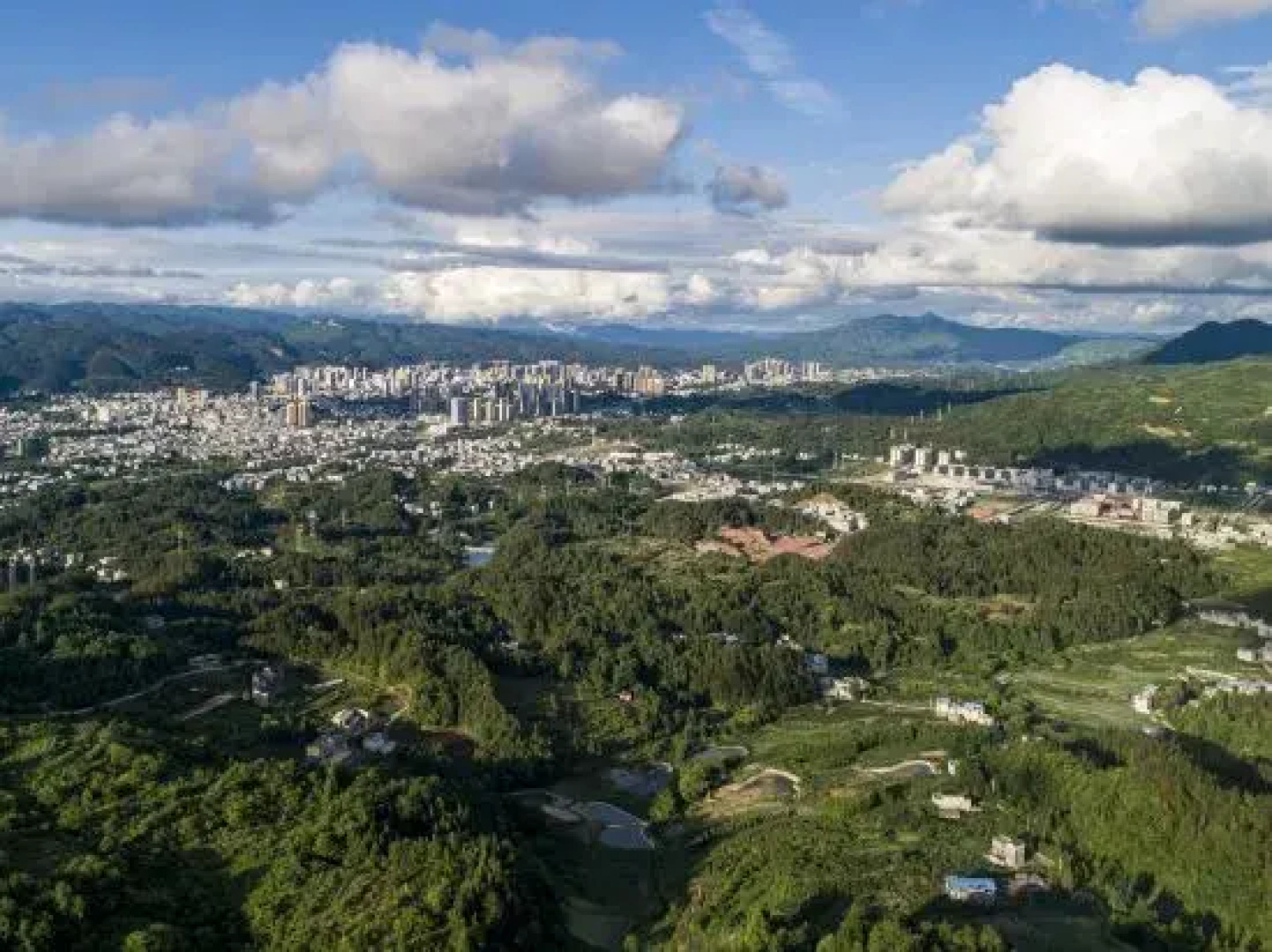 Lichuan Green Orange Hotel (Railway Station Branch)