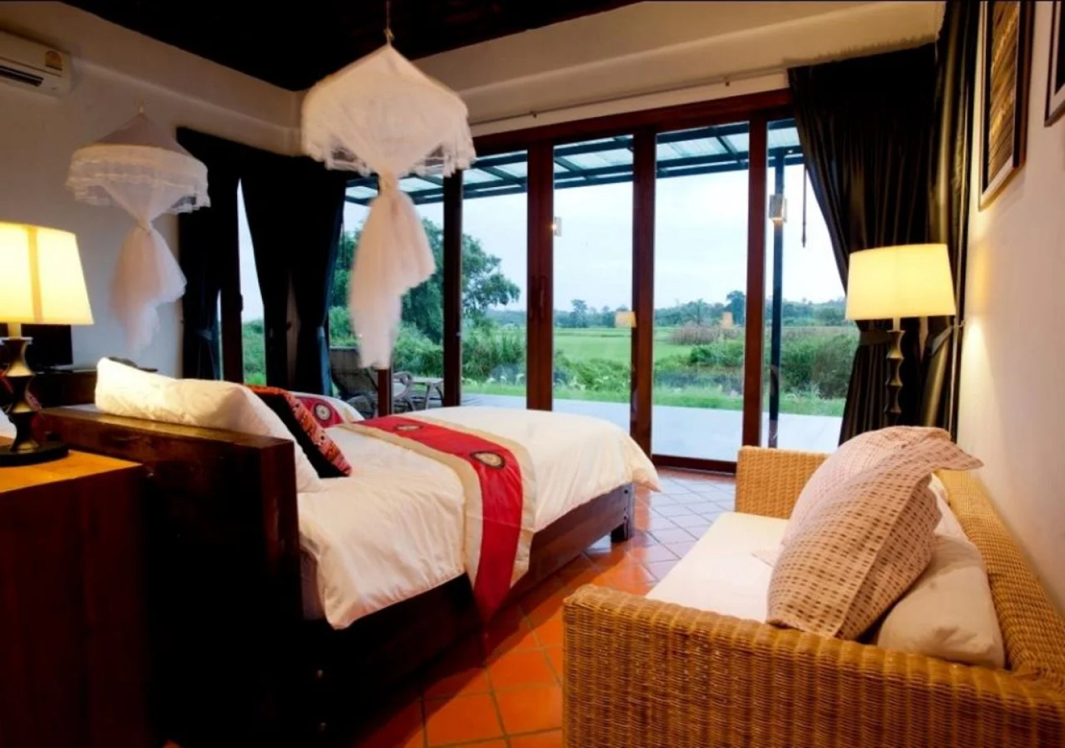 Manee Dheva Resort & Spa