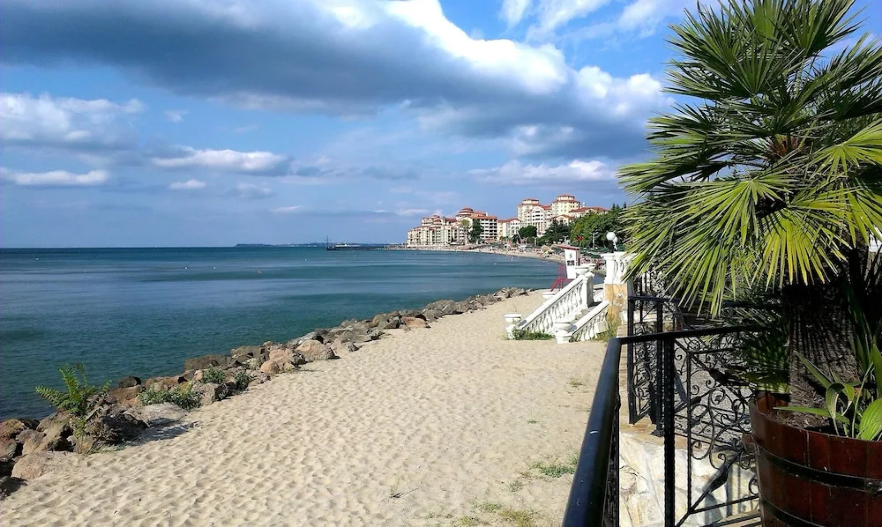 Menada Royal Bay Apartments