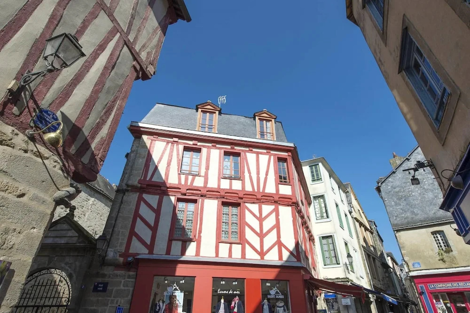 Studio in Vannes, With Furnished Balcony and Wifi - 2 km From the Beach