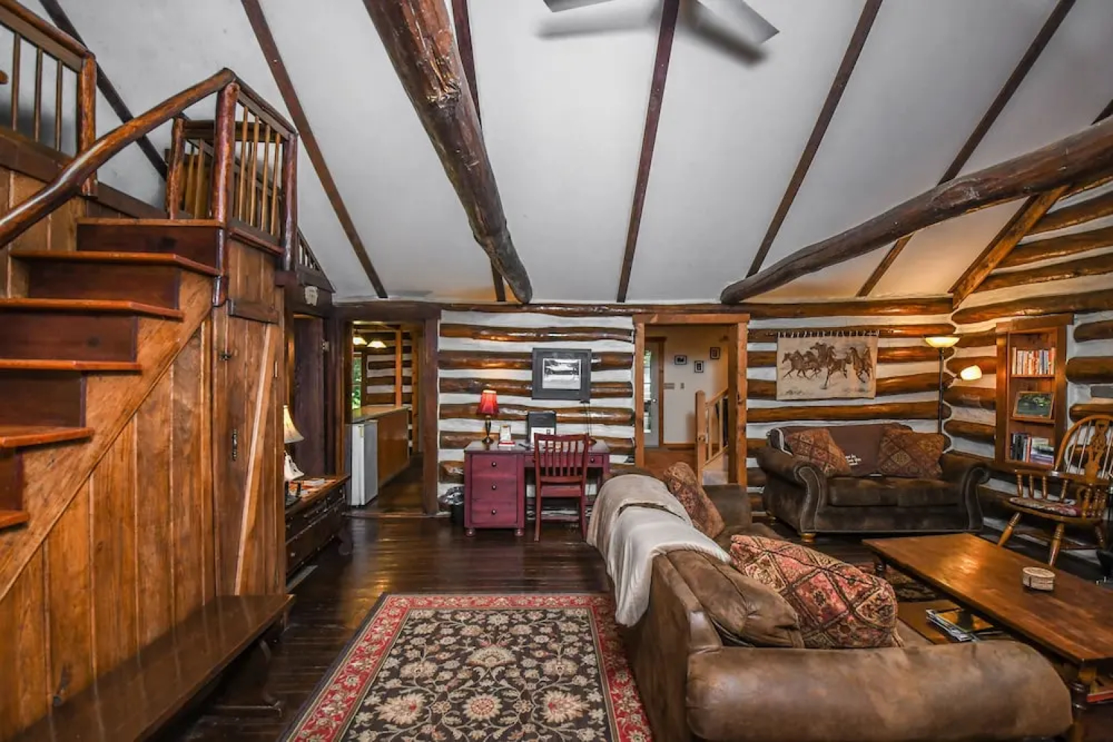 Tucked Inn 4 Bedroom House