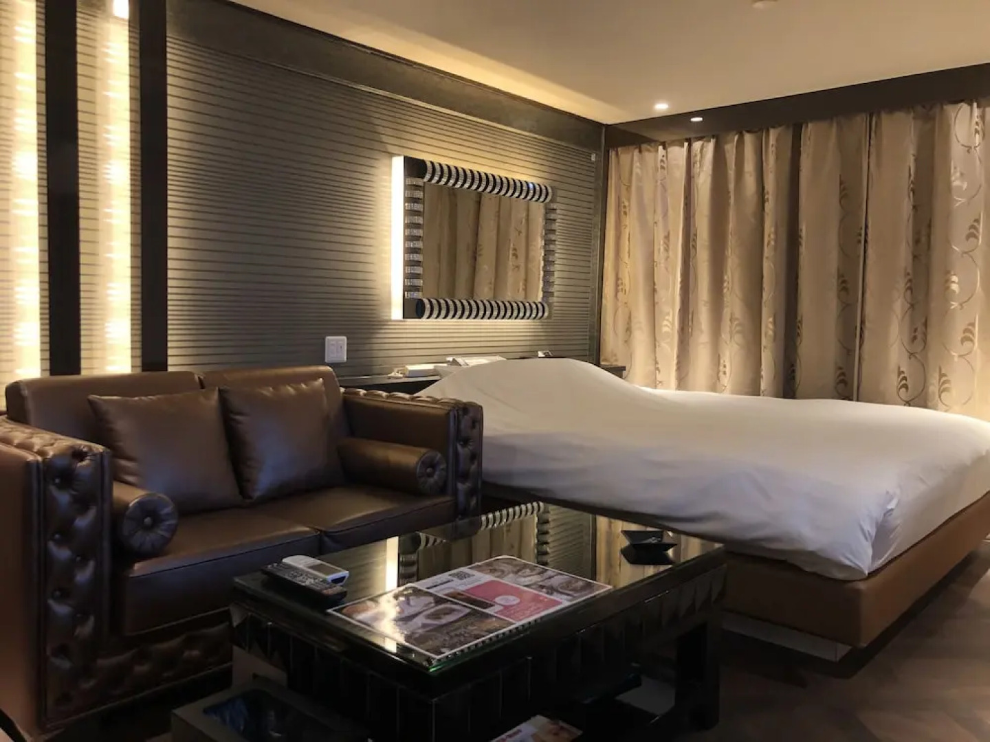 Hotel Raza - Adults Only