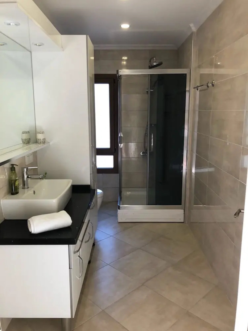 Villa Sunrise by Villamnet