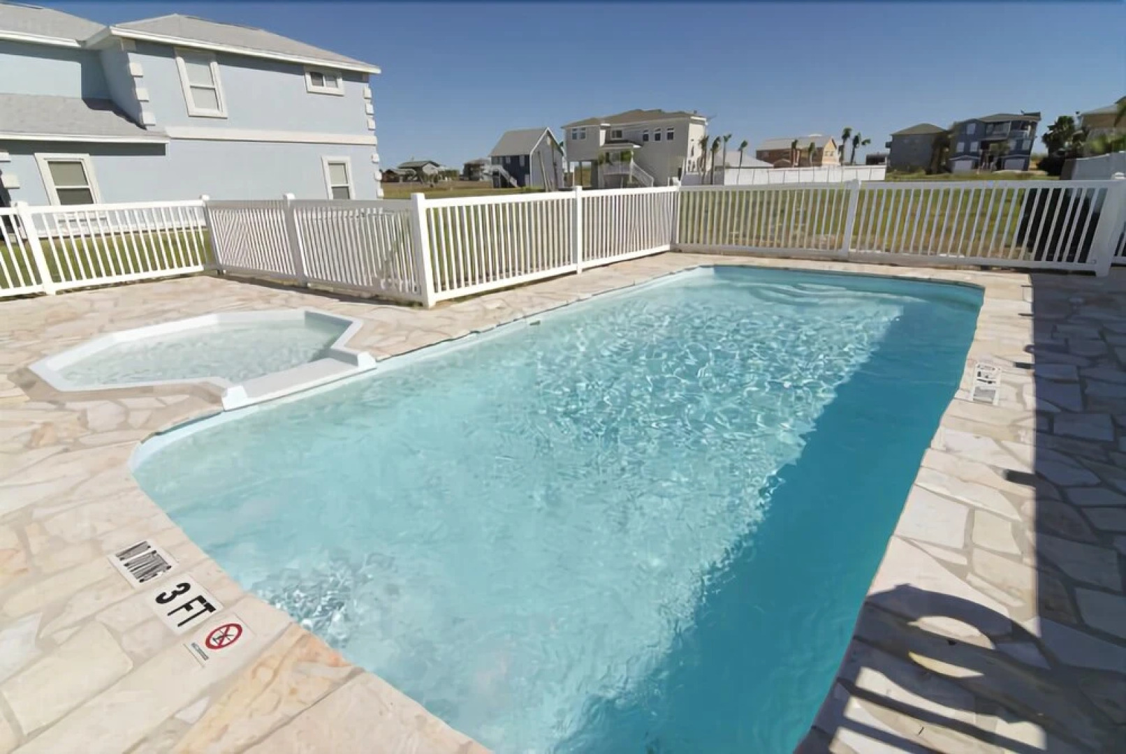 Port Aransas Condo by RedAwning