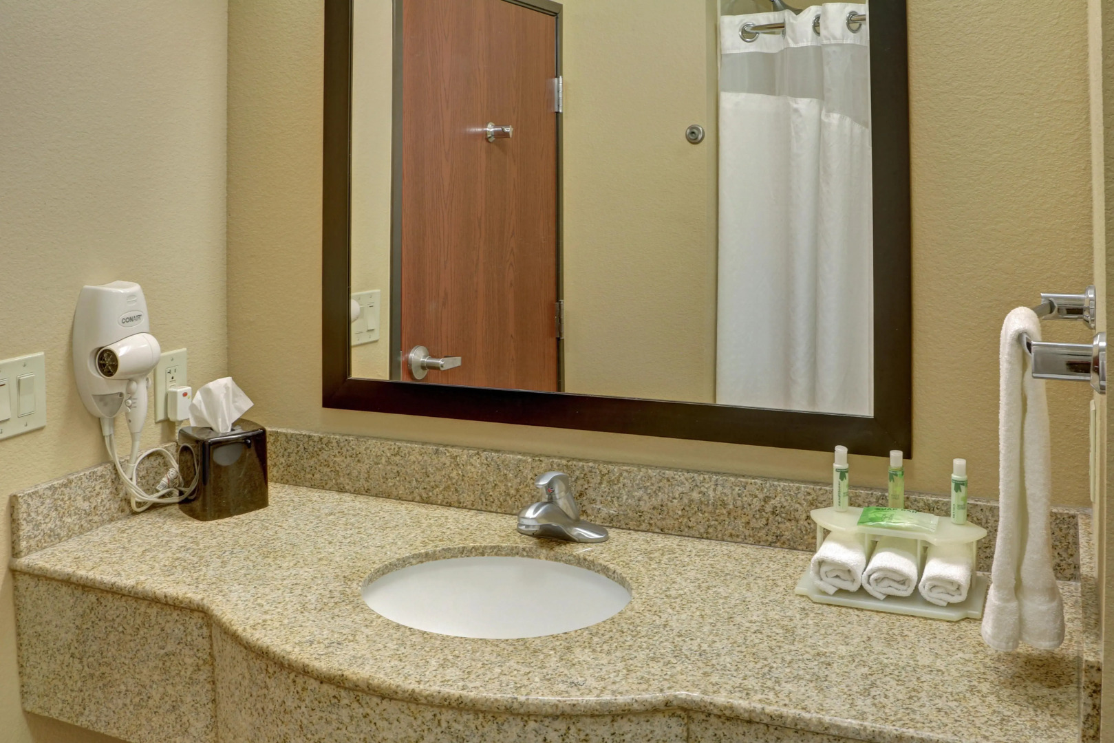 Holiday Inn Express Hotel & Suites Texarkana East by IHG