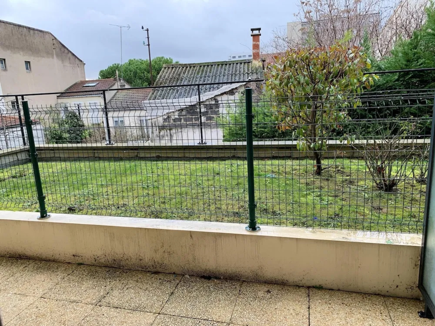 Apartment With 2 Bedrooms in Bagnolet, With Terrace and Wifi