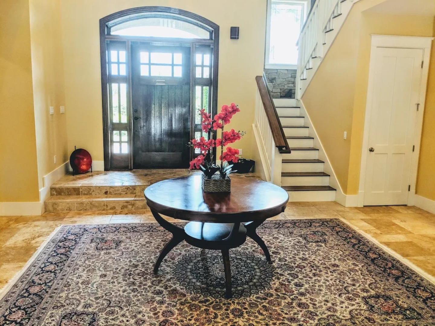 Palm River Estate - Five Bedroom Home