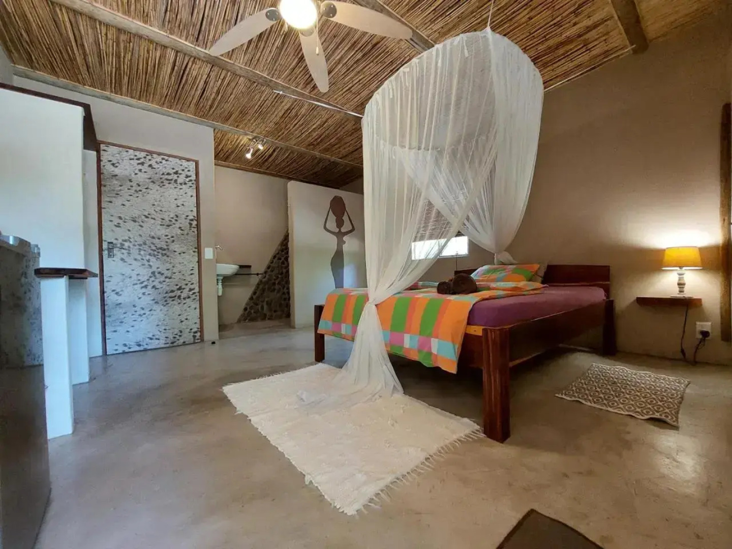 Mobola Lodge