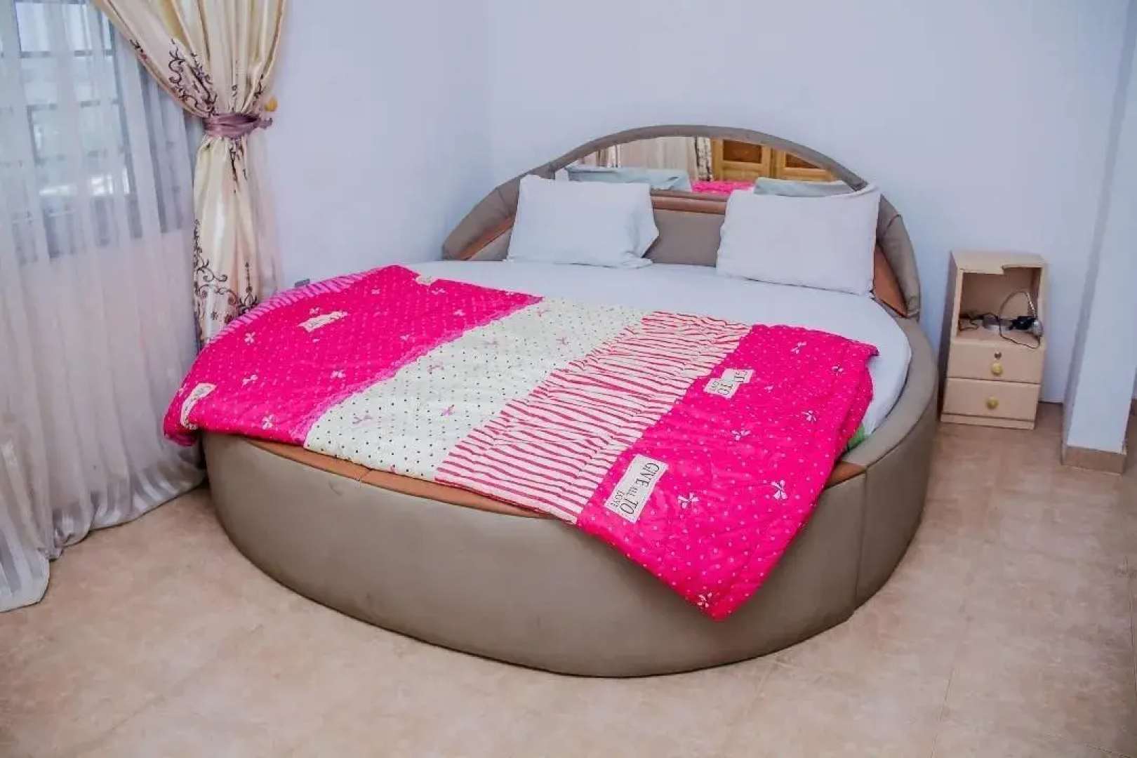 Elizz Guest House