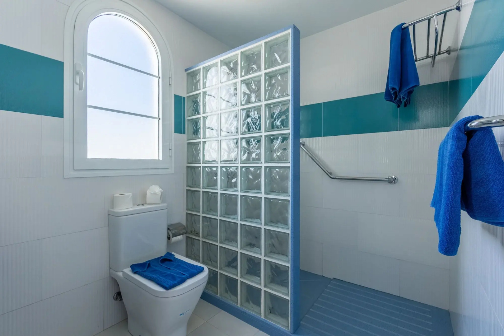 Apartamentos Corona Mar