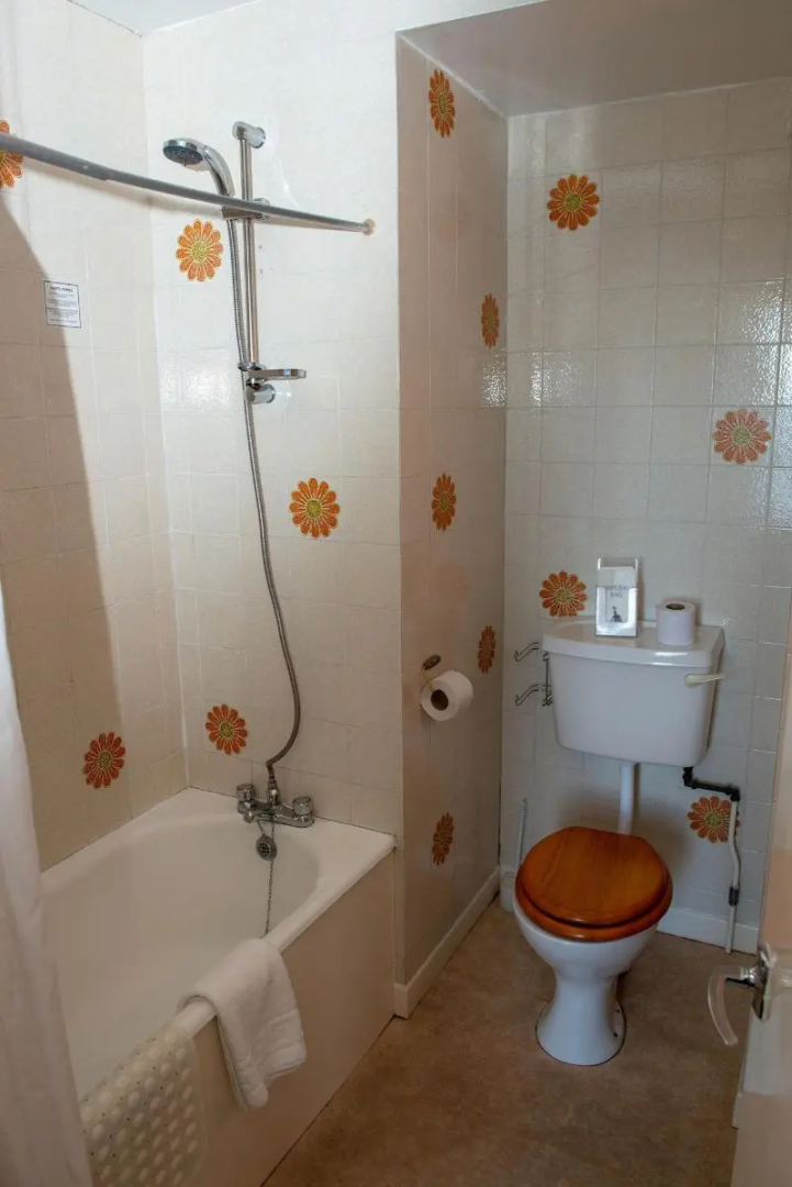 Royal Lion Hotel