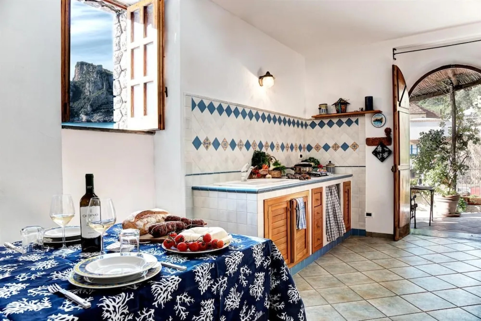 La Cabane Bleau - The Perfect Beachfront Apartment