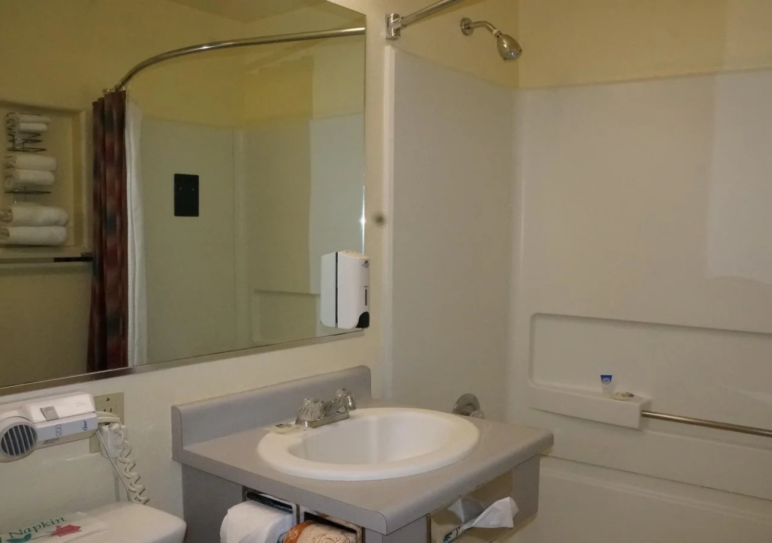 Americas Best Value Inn & Suites Oroville