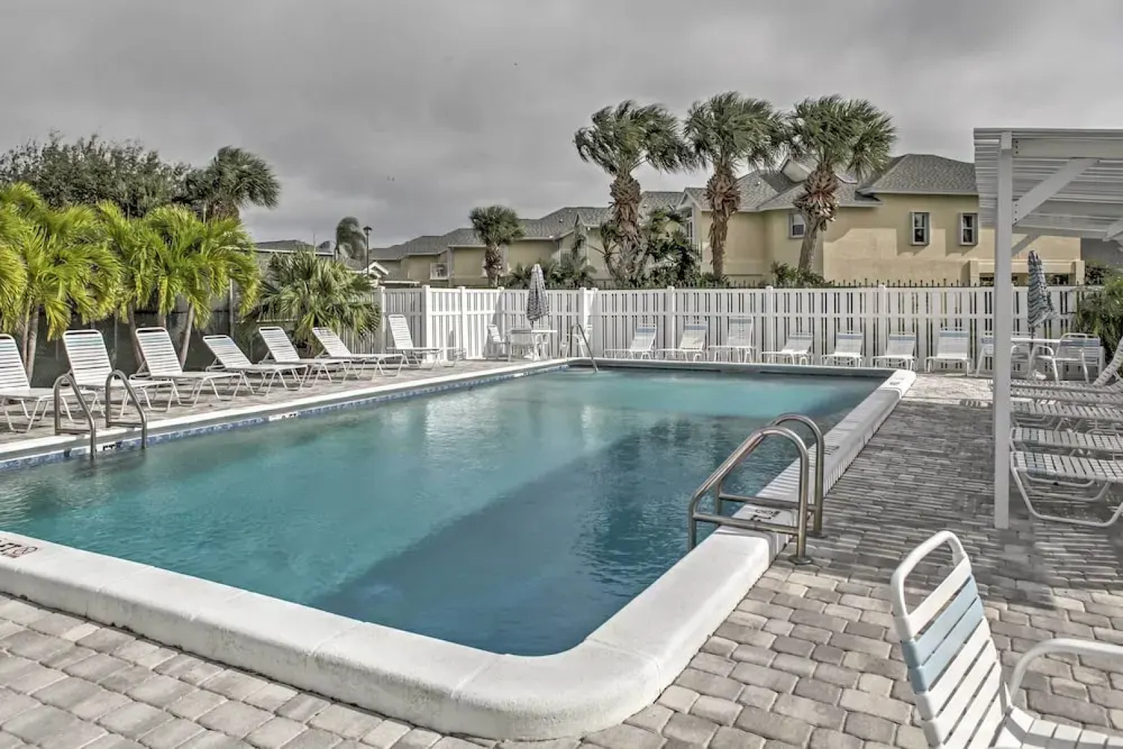 'sand Dollar' Jenson Beach Home w/ Pool Access!