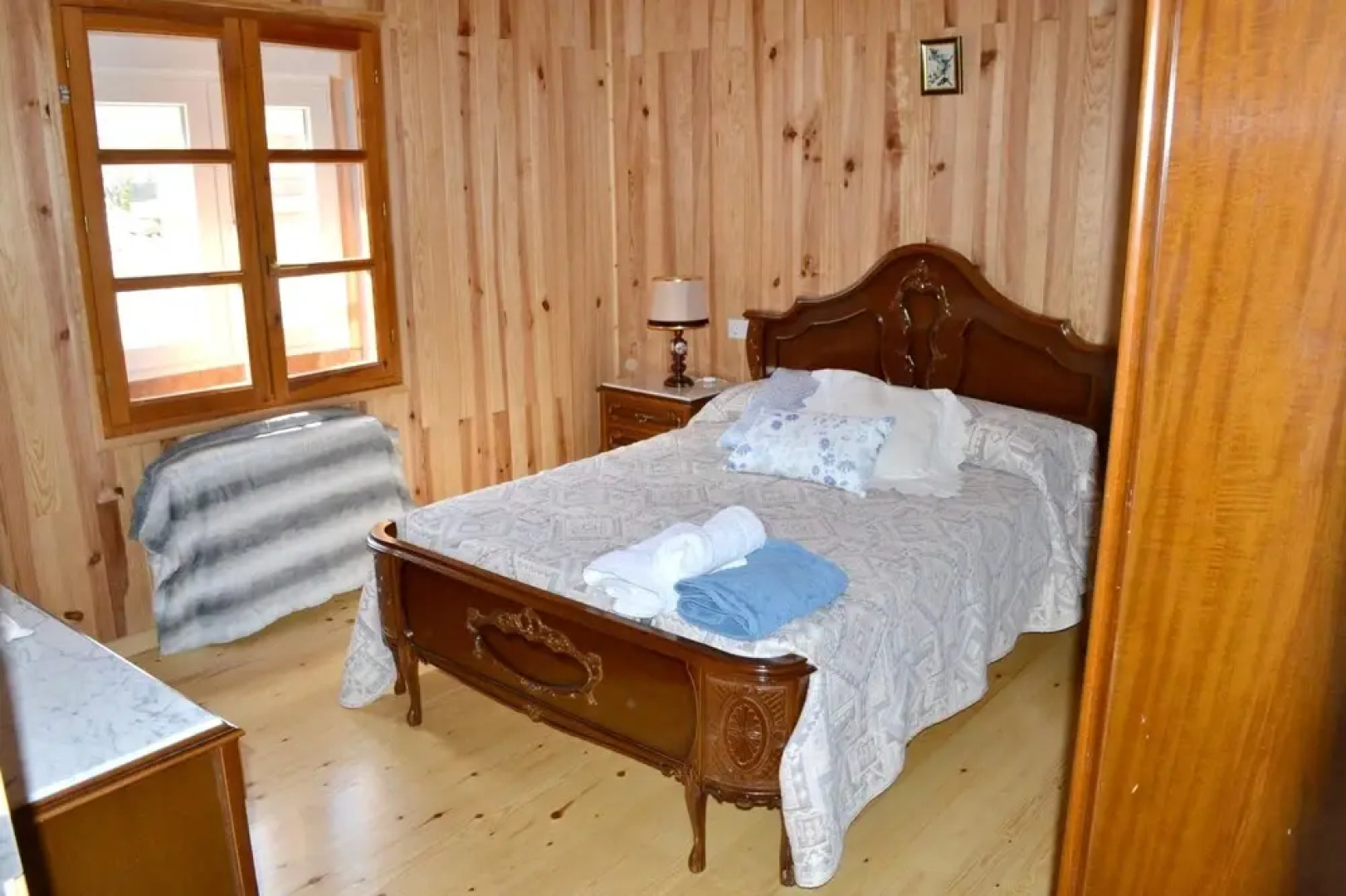 House With 5 Bedrooms in Morales de Rey, With Enclosed Garden and Wifi Near the Slopes