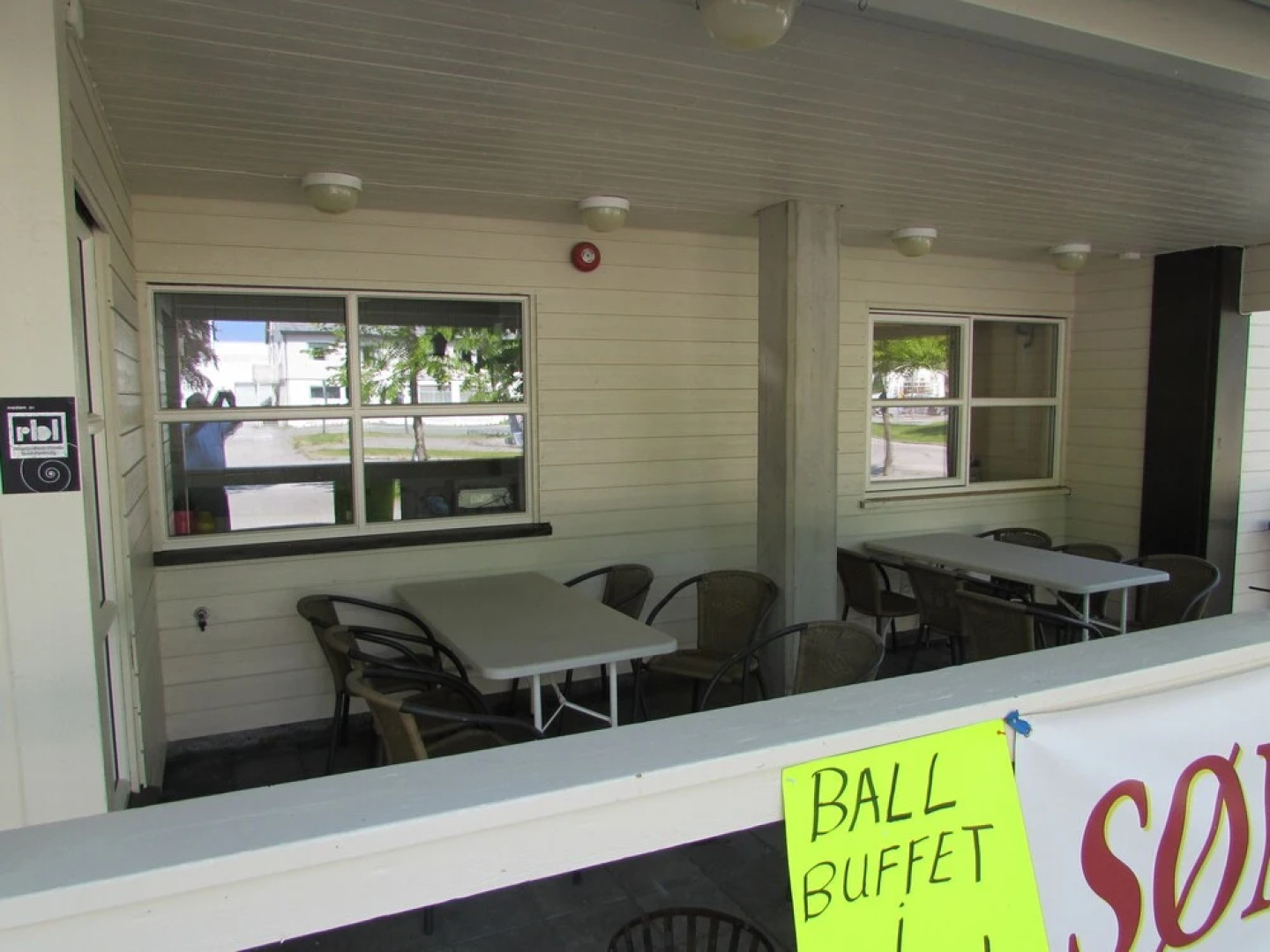 Midnattsol Batnfjord Motell og Kafe