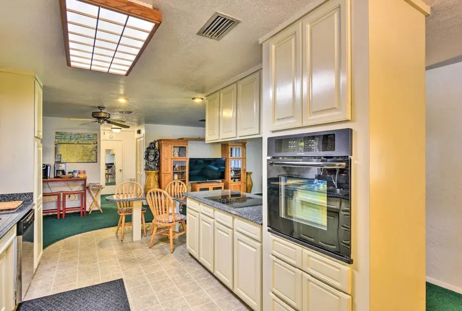 Sandford Vacation Rental Near Airport & Lake!