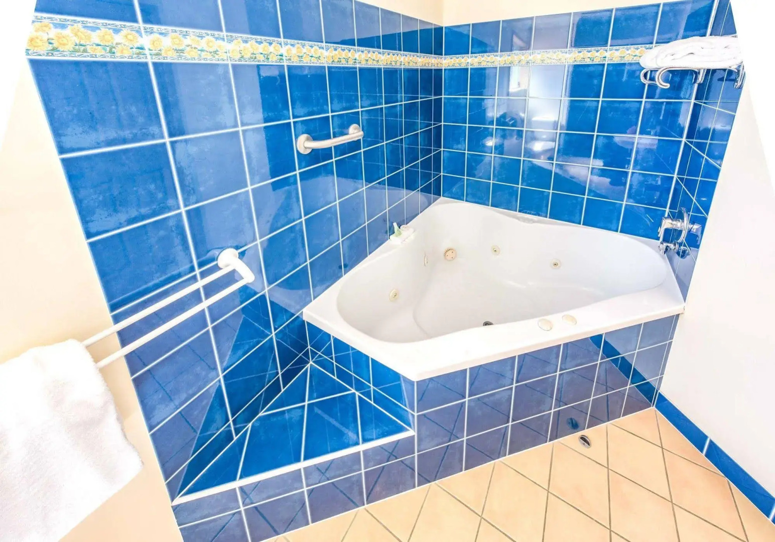 Villa Mirasol Motor Inn