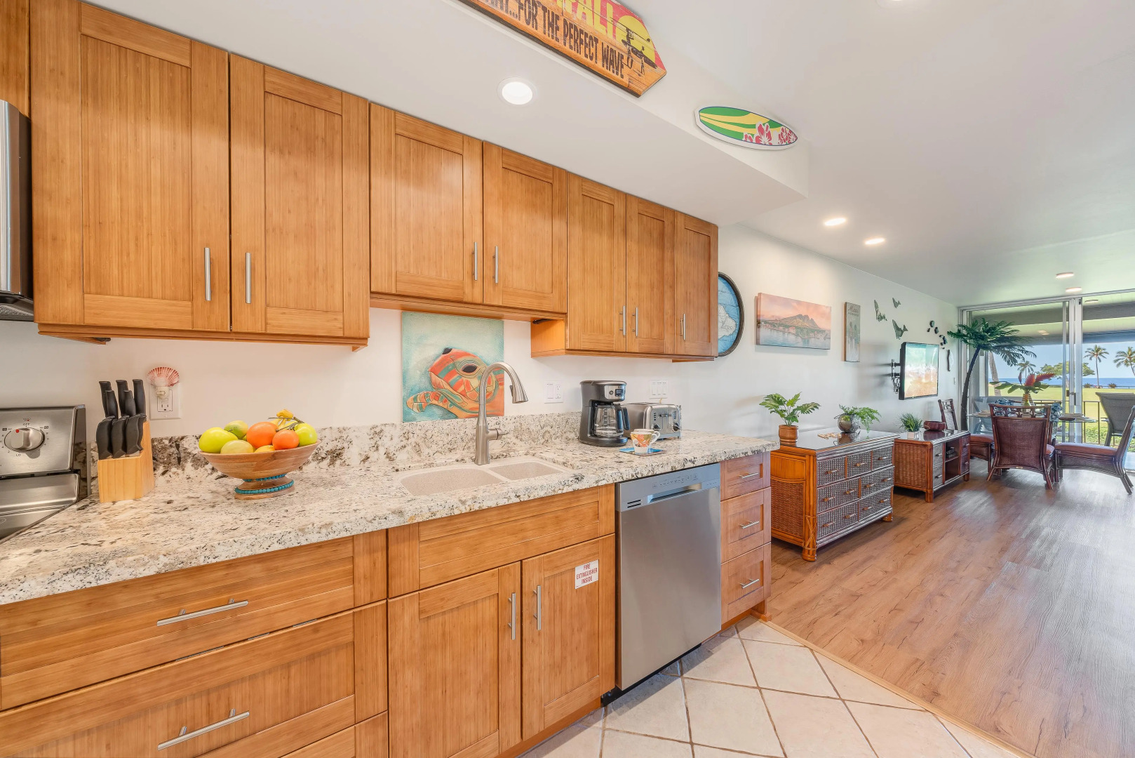 Eldorado J222 in Lahaina