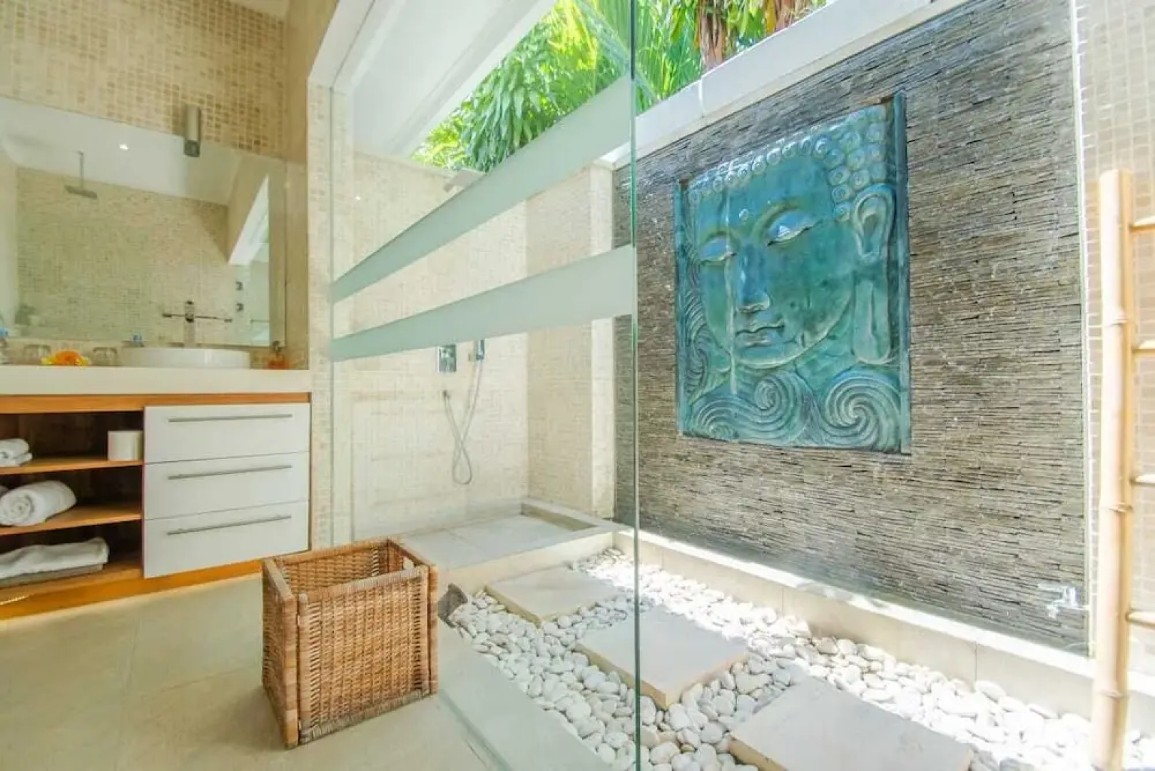 Deep Blue Villa