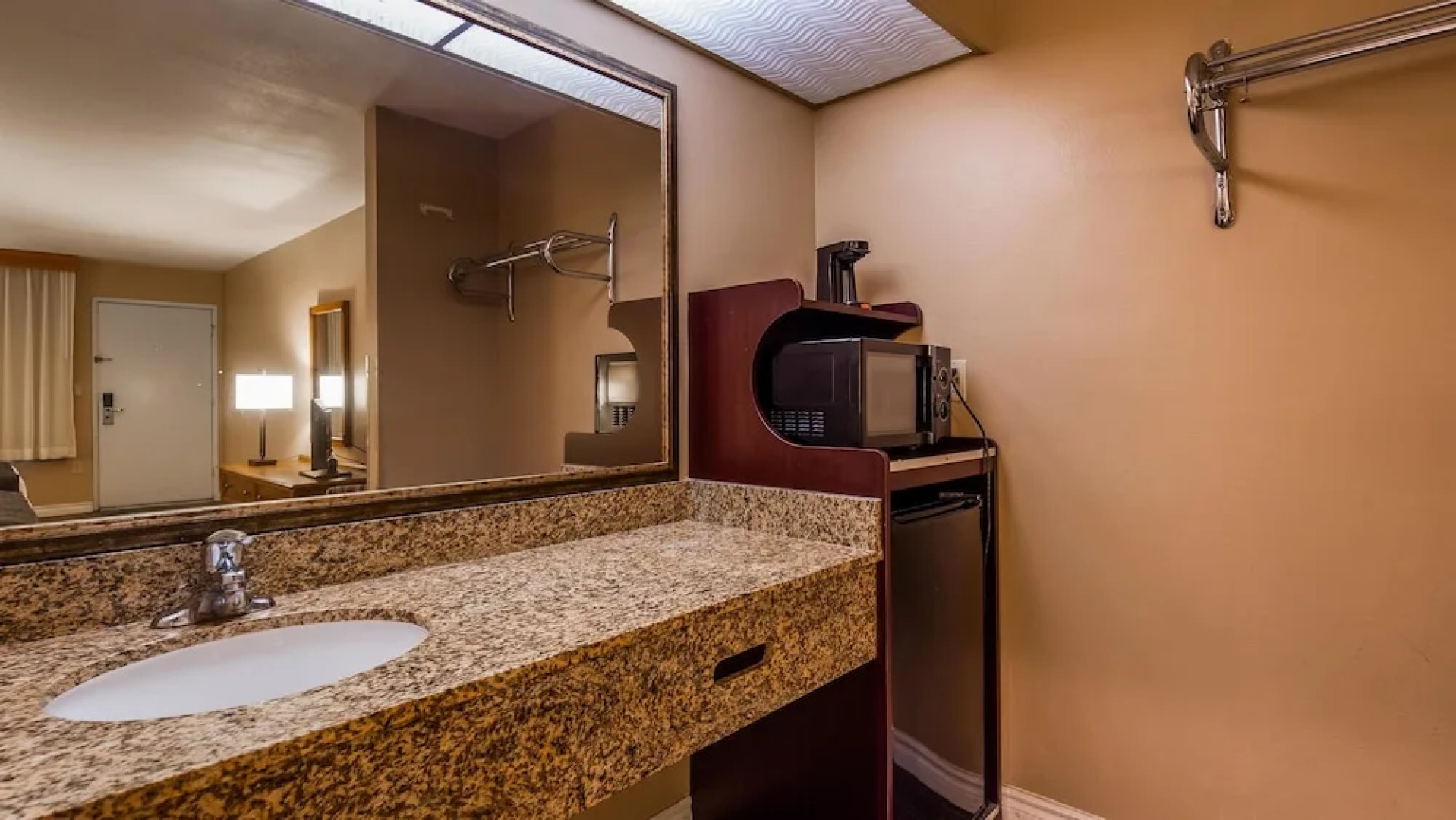 Best Western Kings Inn