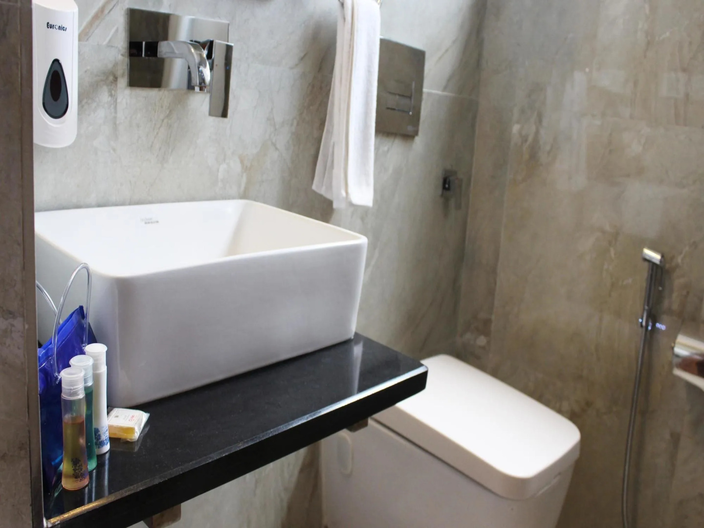 OYO Premium Karnal Club