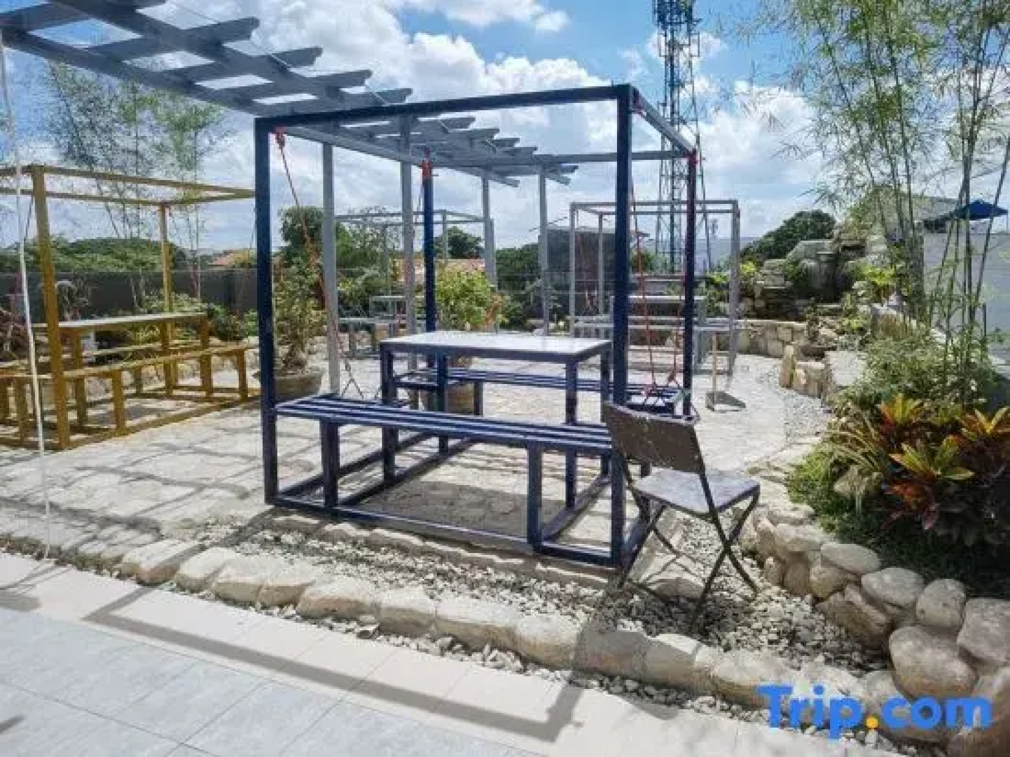 UrbanView @ Balzain East Tuguegarao City by RedDoorz