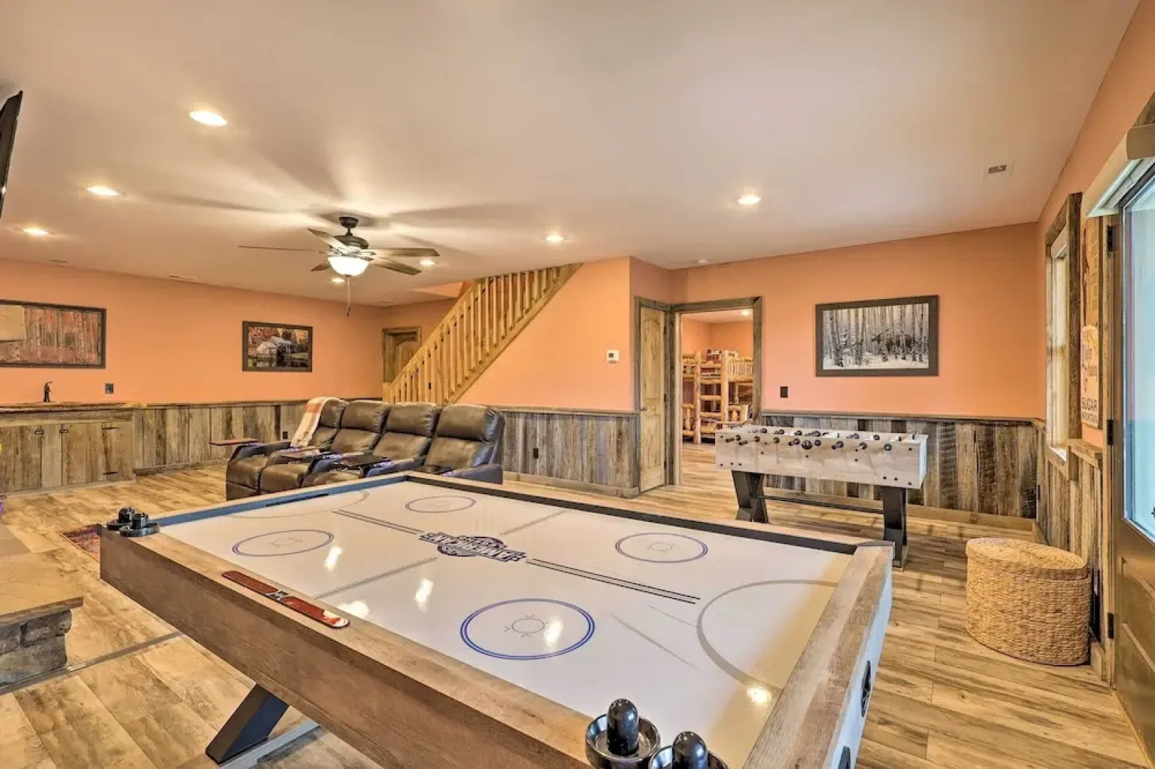 Family Cabin w/ Hot Tub: 12 Mi to Beech Mountain!