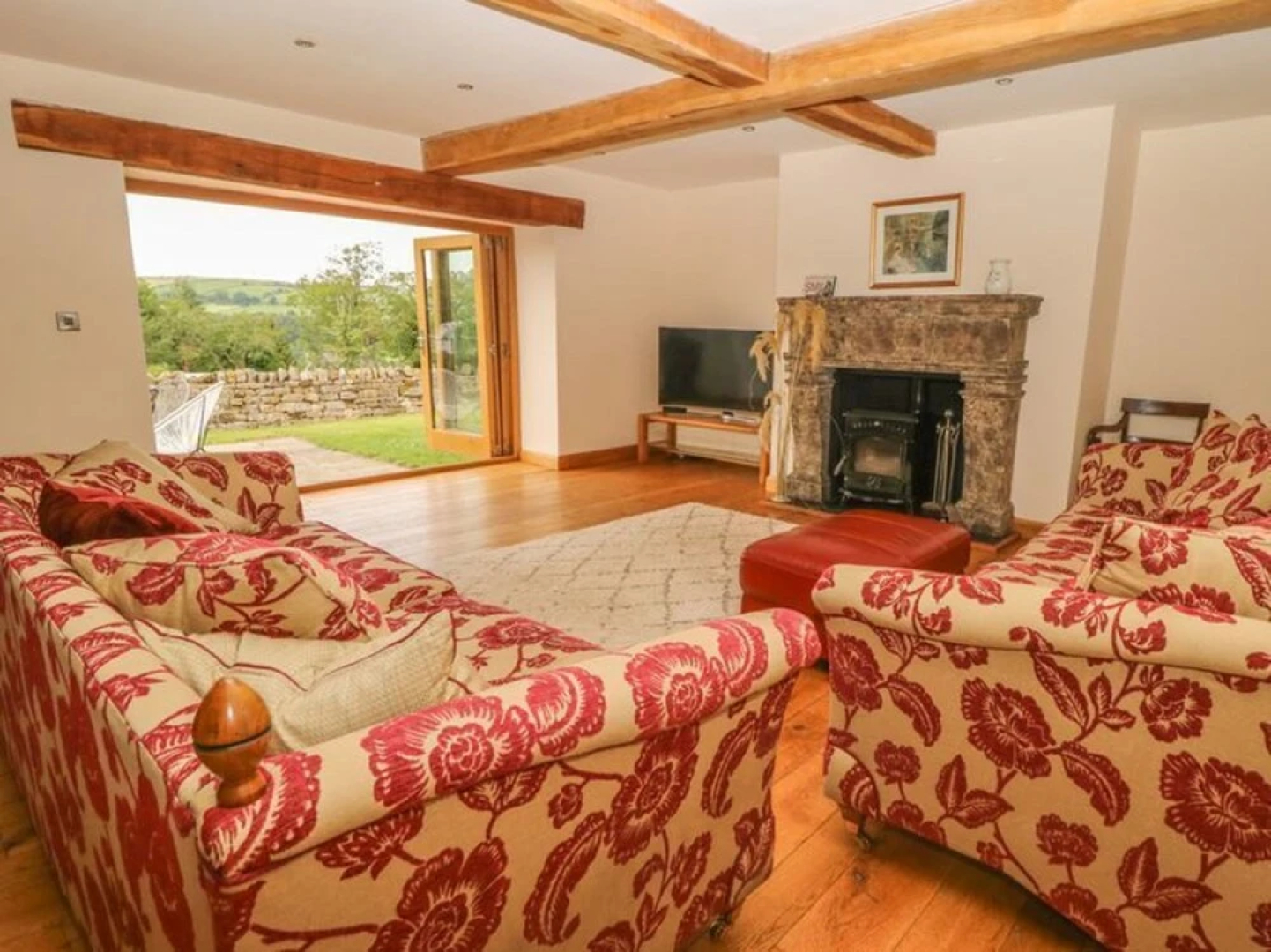 Rookery Barn an Amazing Country Retreat hot tub