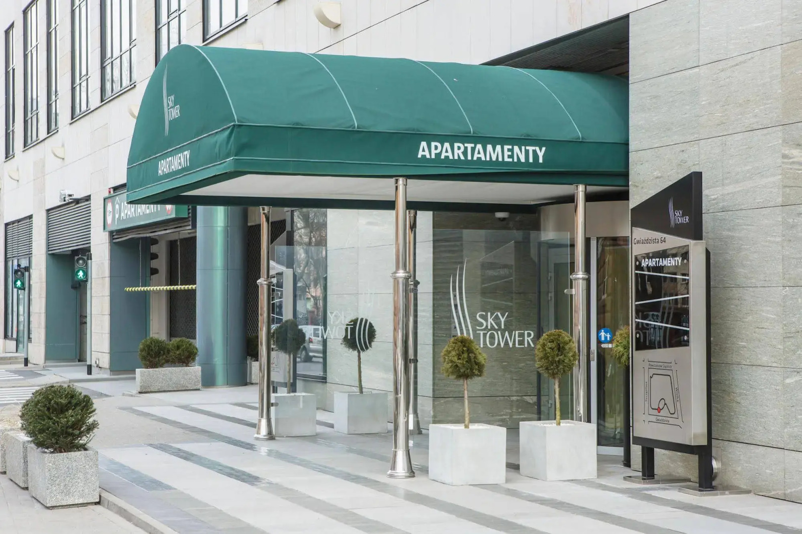 In The Sky - Sky Tower Apartments