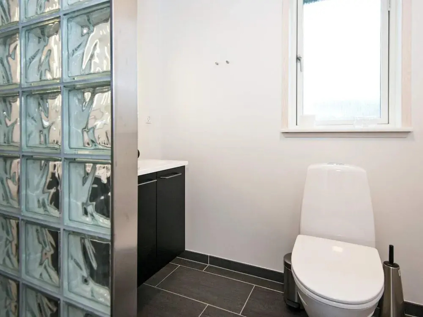 Modern Retreat by Skovmose-by Traum