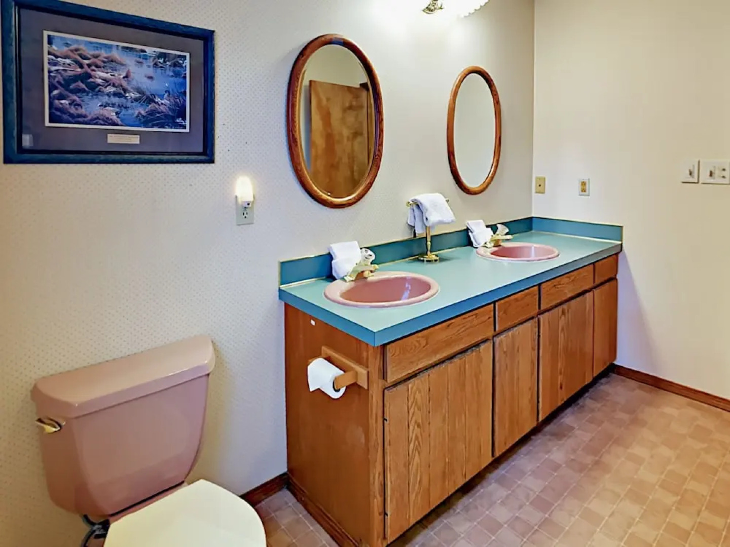 16973 Buck Horn Dr Home 5 Bedrooms 3.5 Bathrooms Home