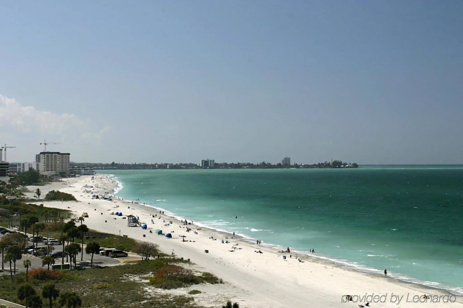 Cirque St. Armands Beachside