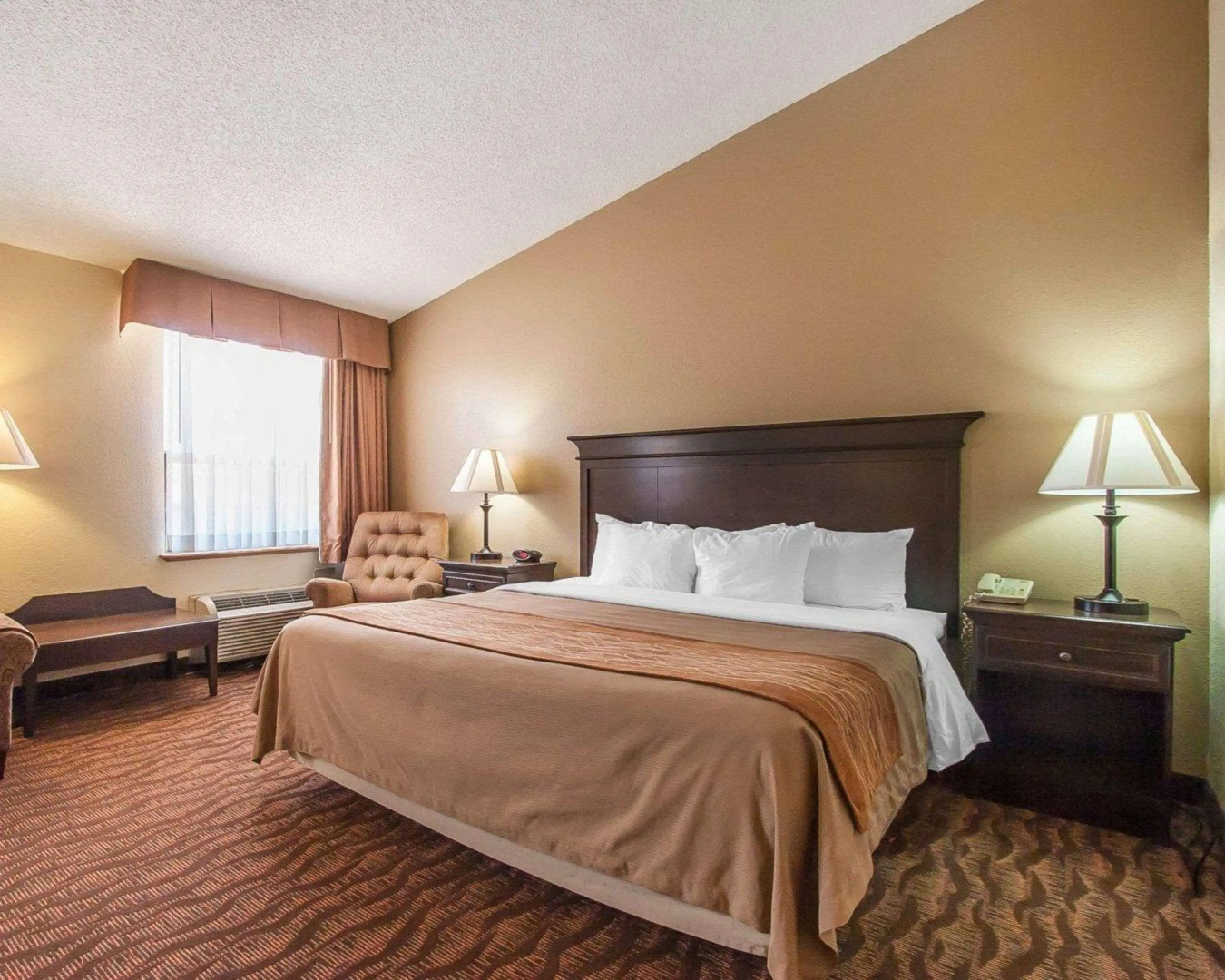 Comfort Inn at Thousand Hills