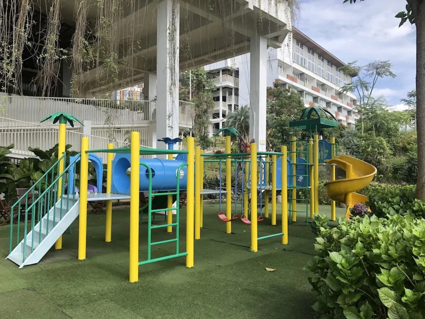 Amartahills Hotel & Resort