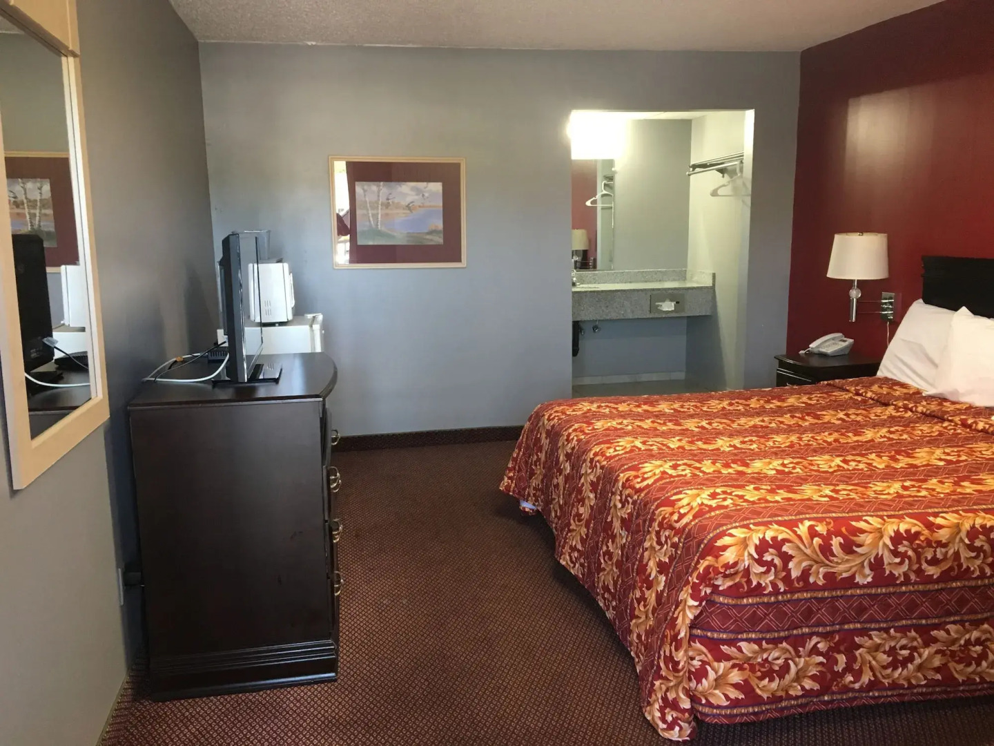 Haven Inn and Suites