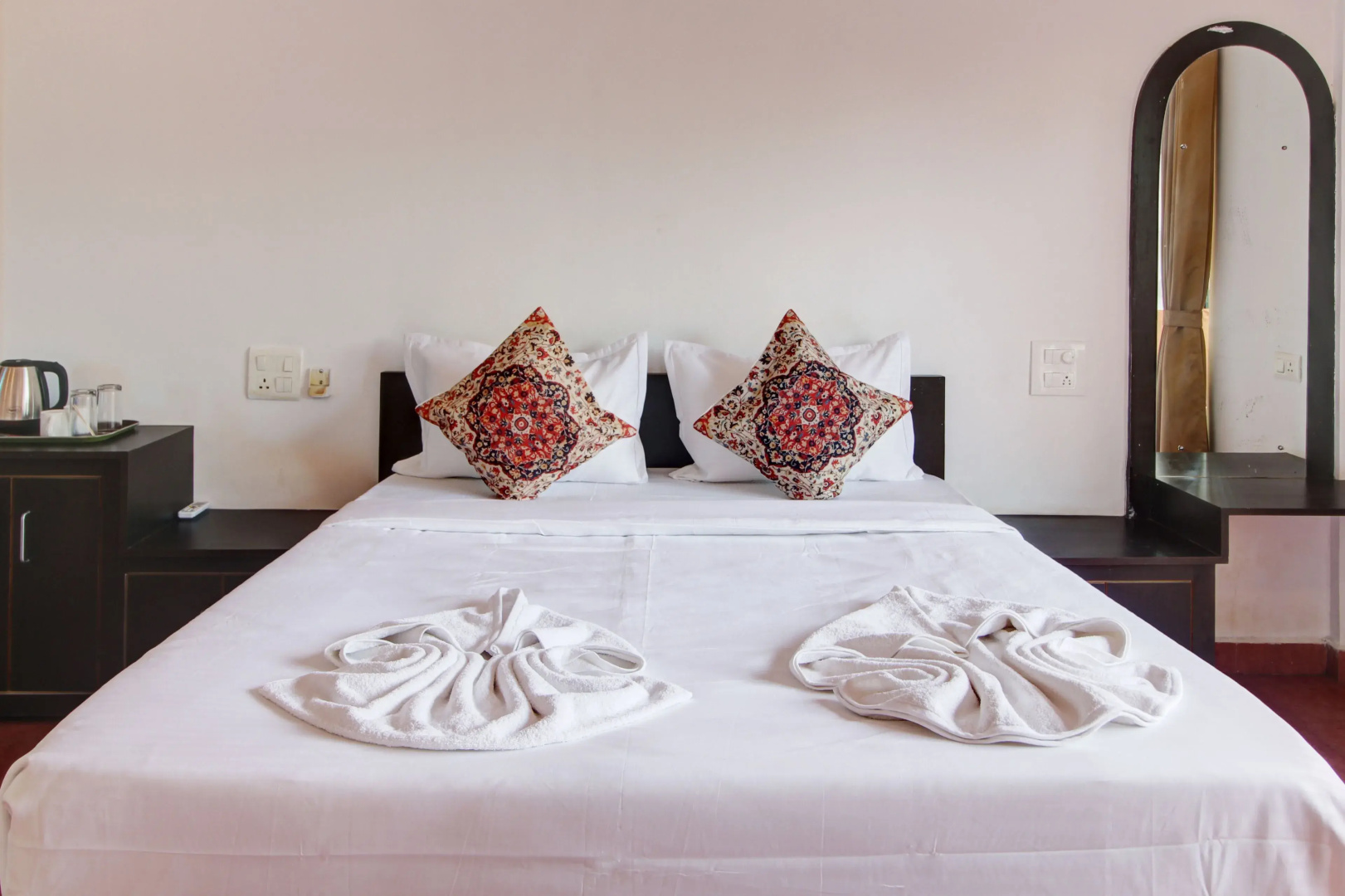 Hotel Pleasure Inn near Turtle Beach- Morjim