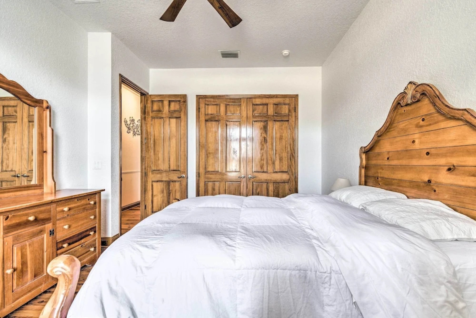 House w/ Wraparound Porch, 1/2 Mi to Lake!