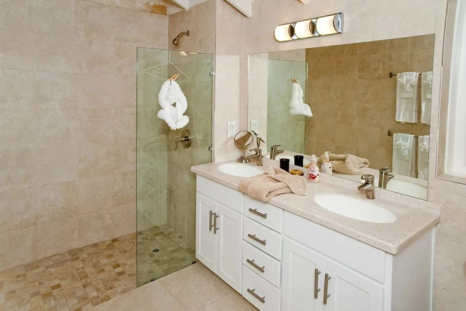 Todmorden by Blue Sky Luxury