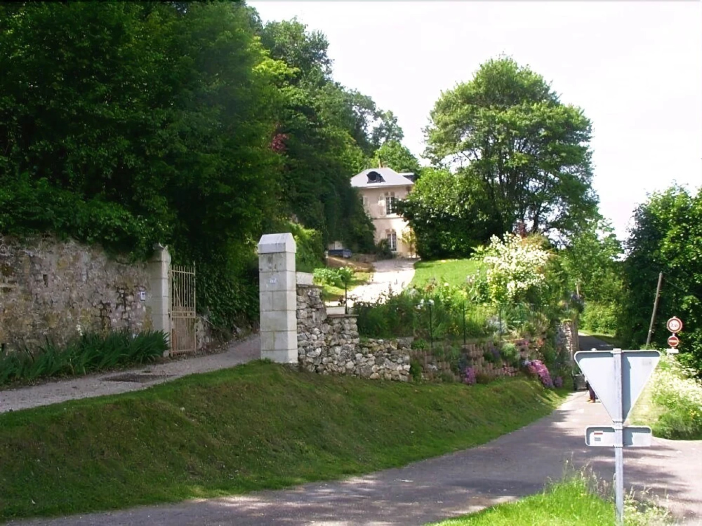 SO TROGLO - Chambres troglodytes de charme