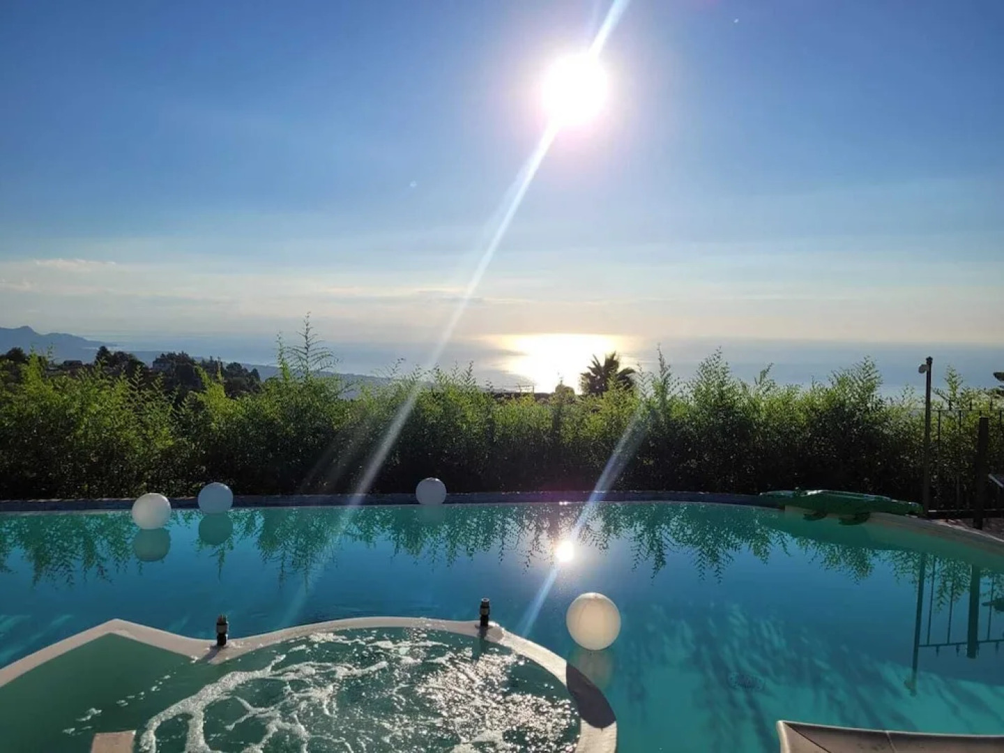 Etna Sunshine Rent Rooms