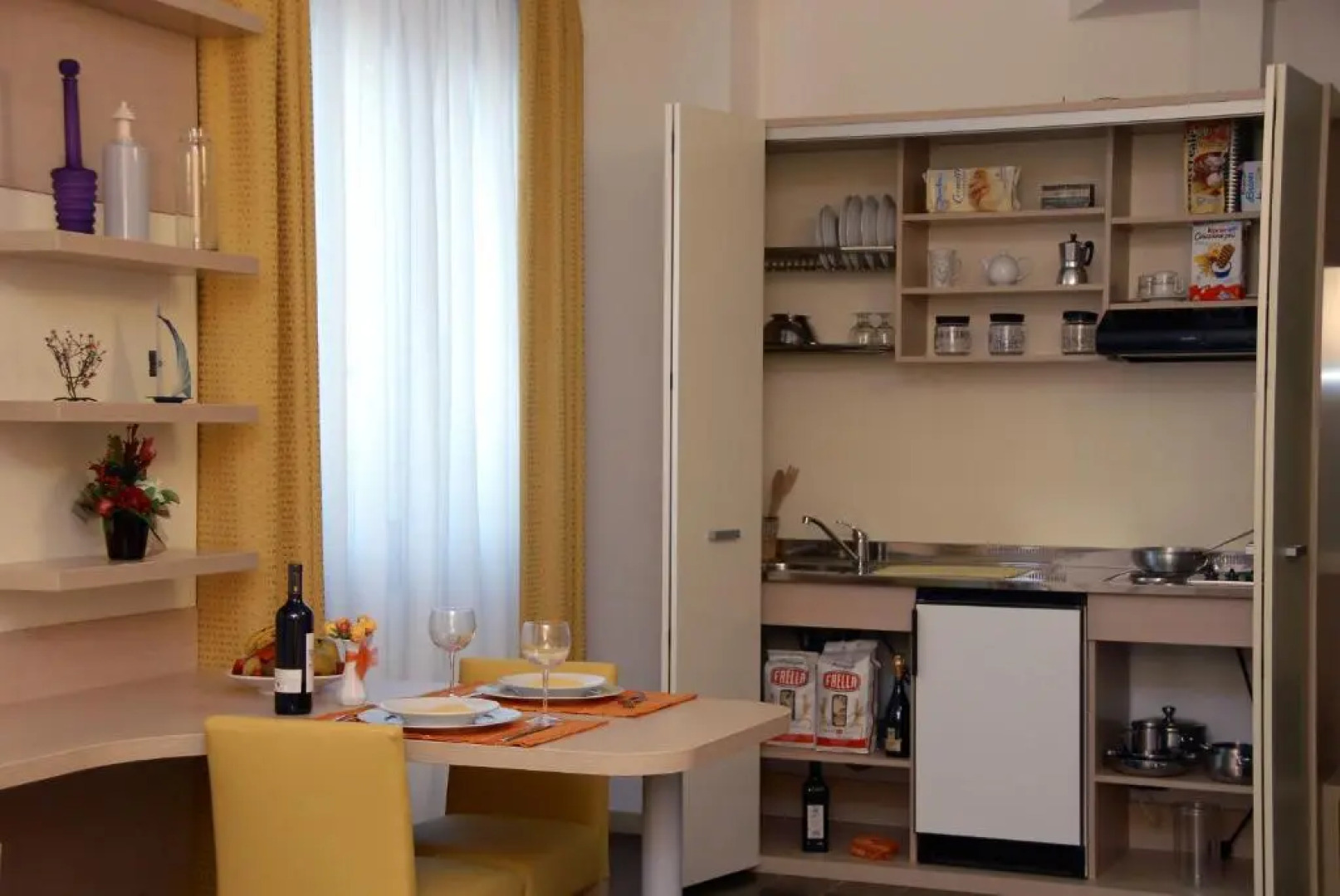 Groane Hotel Residence