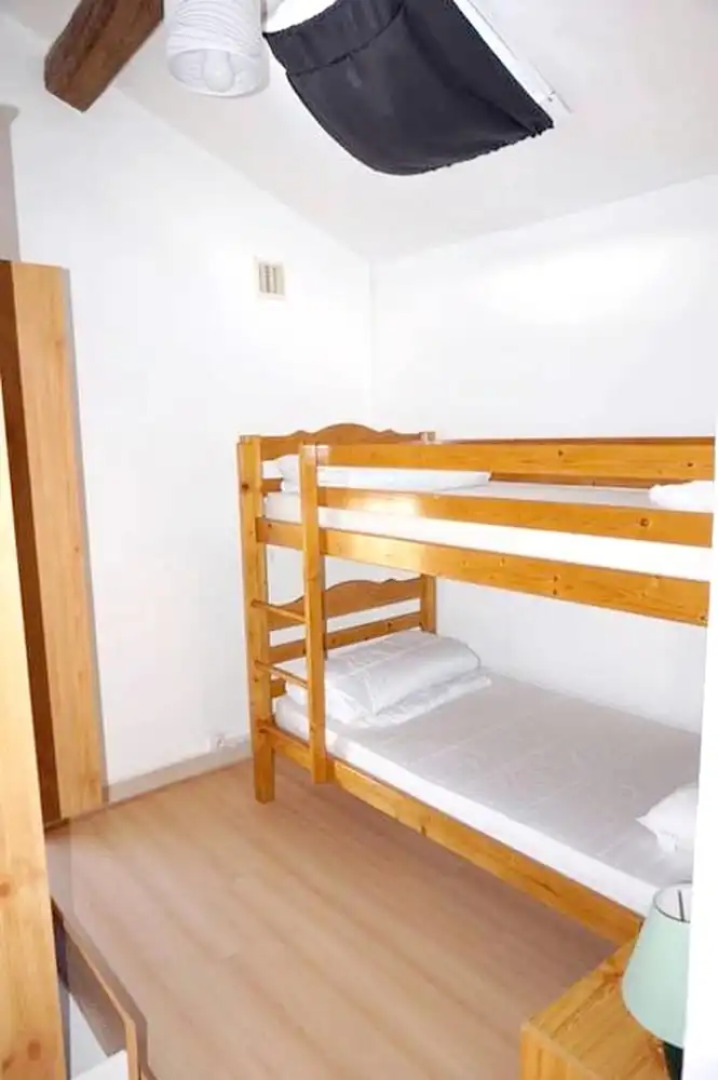 House With 2 Bedrooms in Froidfond, With Pool Access and Furnished Ter