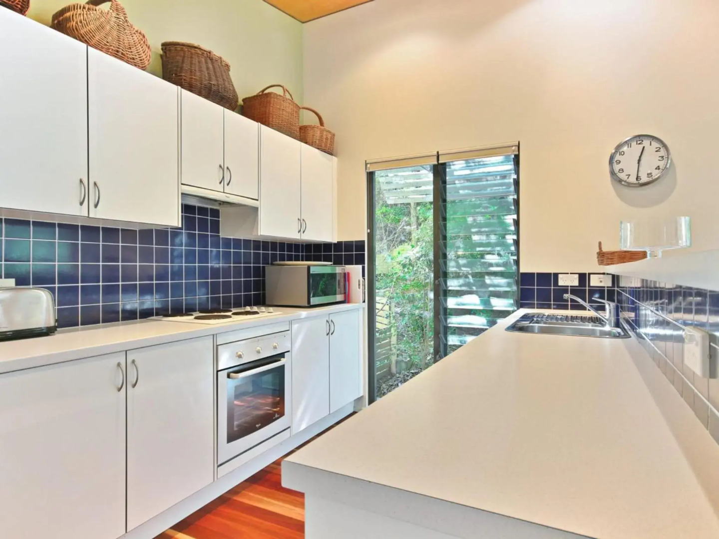 Hyams Retreat 4pm Check Out Sundays