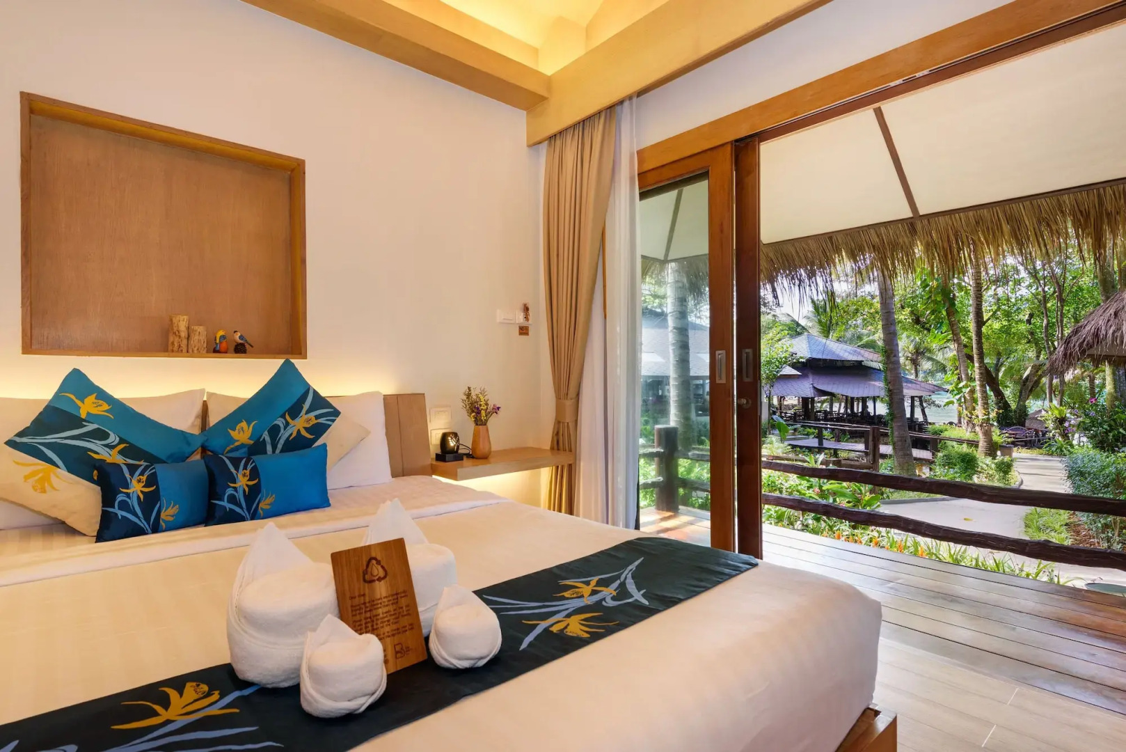 The Beach Natural Resort - Koh Kood