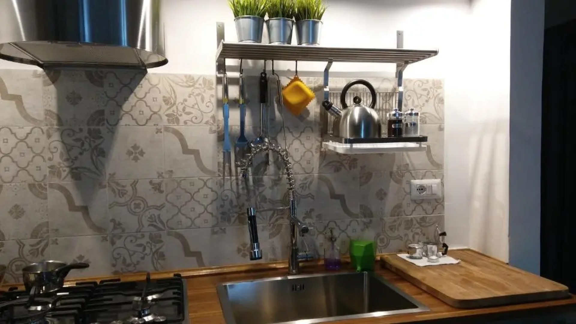 Ross House (Adults Only)